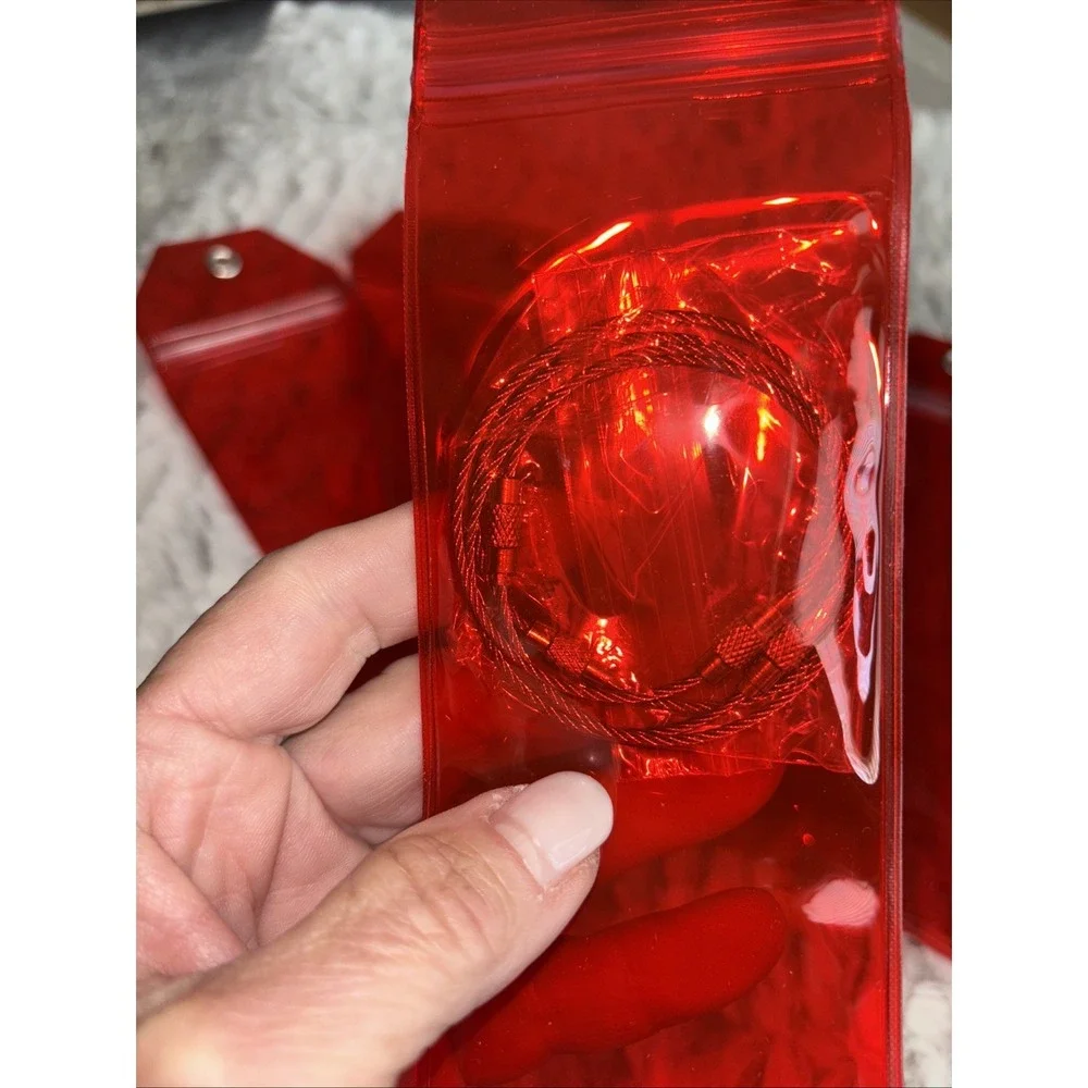 Eight‎ Red Clear Luggage/Cruise Tags.With Hangers, 3105.